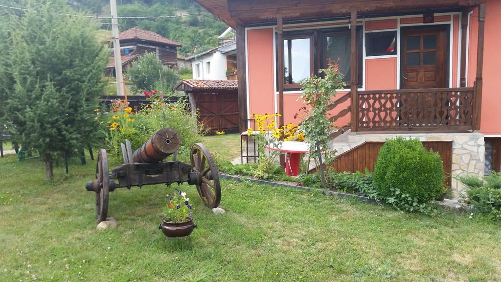 Mechta Guest House Koprivshtitsa Luaran gambar