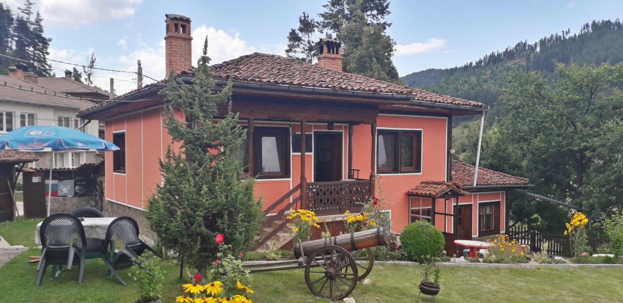 Mechta Guest House Koprivshtitsa Luaran gambar